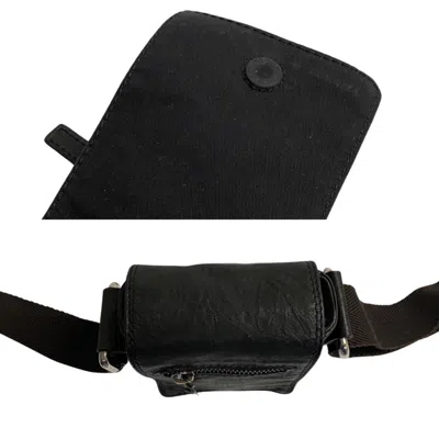 Pre-owned Givenchy Black Canvas Leather Shoulder Bag ()