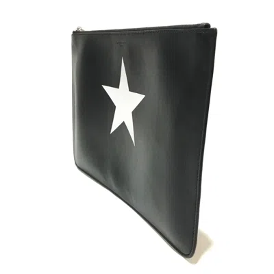 Pre-owned Givenchy Black Leather Clutch Bag ()