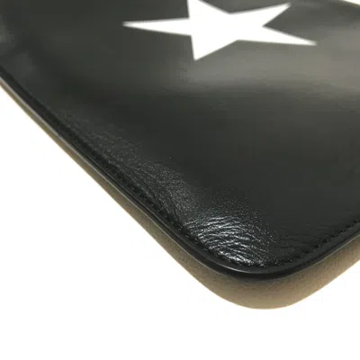 Pre-owned Givenchy Black Leather Clutch Bag ()