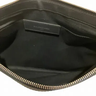 Pre-owned Balenciaga Black Ivory Canvas Leather Clutch Bag () In Black, Ivory