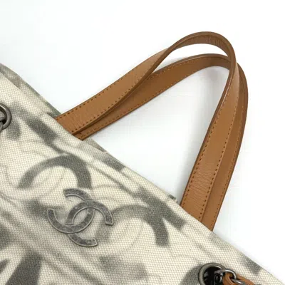 Pre-owned Chanel Beige Other Shoulder Bag ()