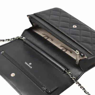 Pre-owned Chanel Black Leather Chain/shoulder Wallet ()