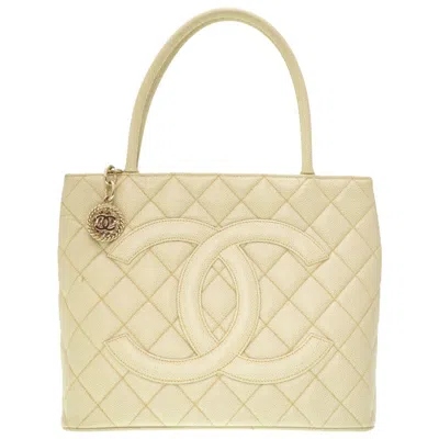 Pre-owned Chanel Ivory Caviar Leather Tote Bag ()