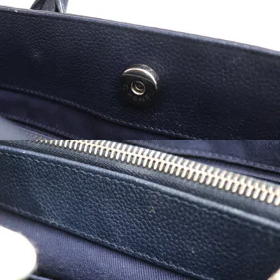 Pre-owned Chanel Navy Caviar Leather Shoulder Bag ()