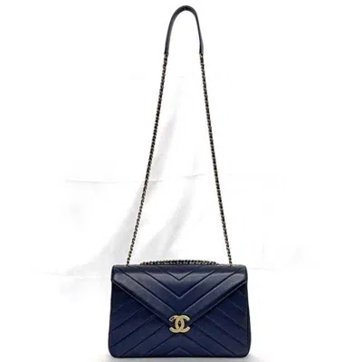 Pre-owned Chanel Navy Leather Shoulder Bag ()