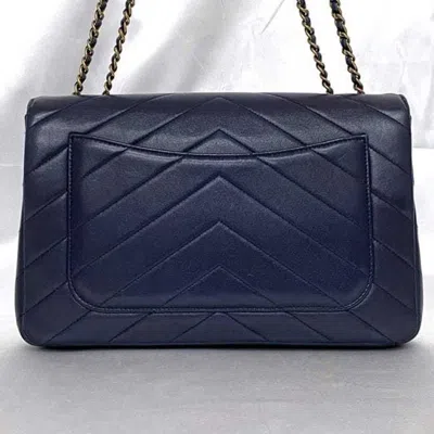Pre-owned Chanel Navy Leather Shoulder Bag ()