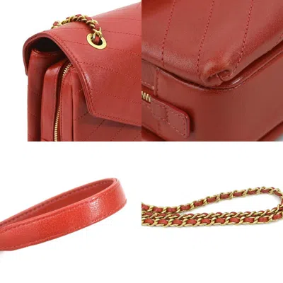Pre-owned Chanel Red Color Leather Shoulder Bag ()