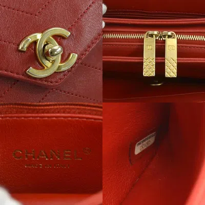 Pre-owned Chanel Red Color Leather Shoulder Bag ()