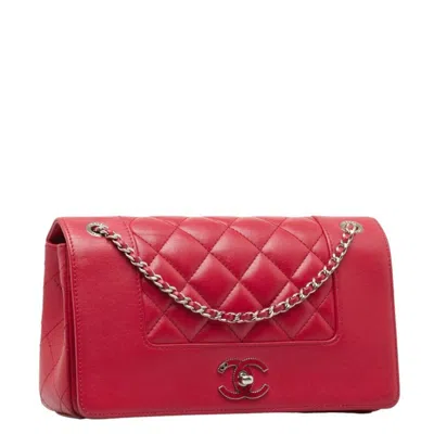 Pre-owned Chanel Red Color Leather Shoulder Bag ()