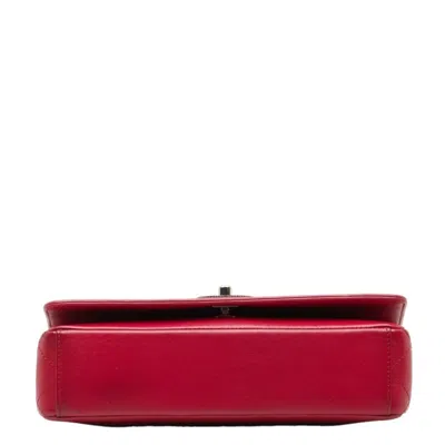 Pre-owned Chanel Red Color Leather Shoulder Bag ()