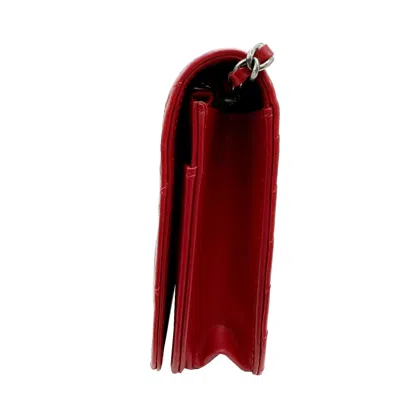 Pre-owned Chanel Red Color Leather Shoulder Bag ()