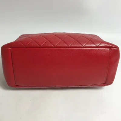 Pre-owned Chanel Red Leather Tote Bag ()