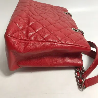 Pre-owned Chanel Red Leather Tote Bag ()