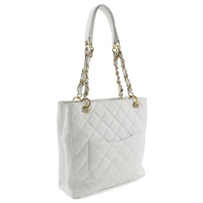 Pre-owned Chanel White Caviar Leather Shoulder Bag Tote Bag ()