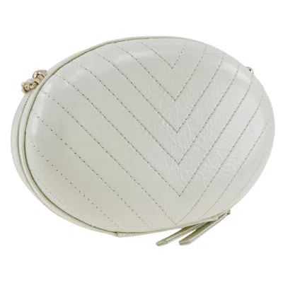Pre-owned Chanel White Leather Shoulder Bag ()