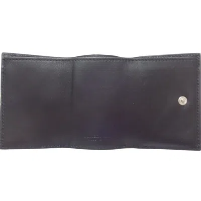 Pre-owned Bottega Veneta Black Leather Wallet (tri-fold) ()