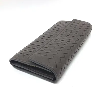 Pre-owned Bottega Veneta Brown Leather Long Wallet (bi-fold) ()