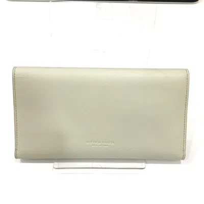 Pre-owned Bottega Veneta White Leather Long Wallet (bi-fold) ()