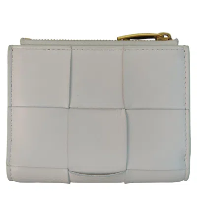Pre-owned Bottega Veneta White Leather Wallet (bi-fold) ()