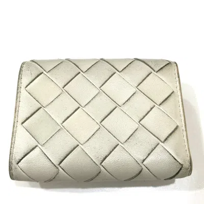 Pre-owned Bottega Veneta White Leather Wallet (tri-fold) ()