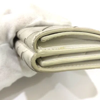Pre-owned Bottega Veneta White Leather Wallet (tri-fold) ()