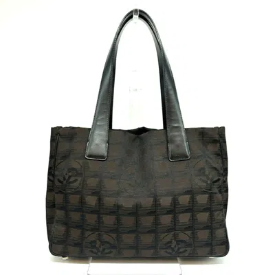 Pre-owned Chanel New Travel Line Brown Nylon Handbag Tote Bag ()