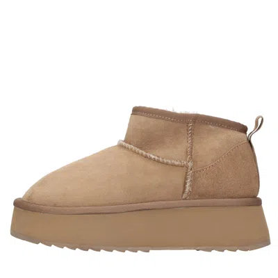 Hoor Boots Brown In Marrone Scuri