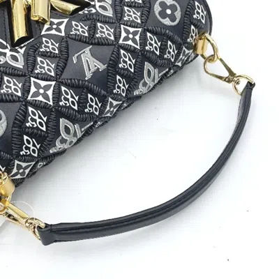 Pre-owned Louis Vuitton Black Leather Shoulder Bag ()