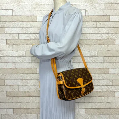 Pre-owned Louis Vuitton Brown Monogram Canvas Shoulder Bag ()