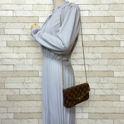 Pre-owned Louis Vuitton Brown Monogram Monogram Pochette Shoulder Bag () In Brown, Monogram
