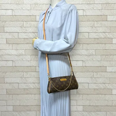 Pre-owned Louis Vuitton Brown Monogram Shoulder Bag ()