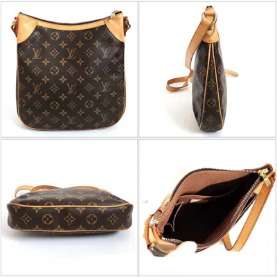 Pre-owned Louis Vuitton Brown Monogram Shoulder Bag ()