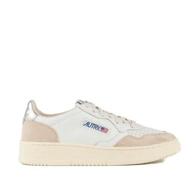 Autry Sneakers Medalist Low In Silver, White