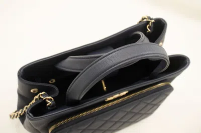Pre-owned Chanel Business Affinity Navy Leather Shoulder Bag ()