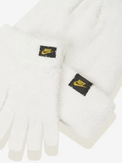 Nike Kids Plush Beanie And Glove Set In White