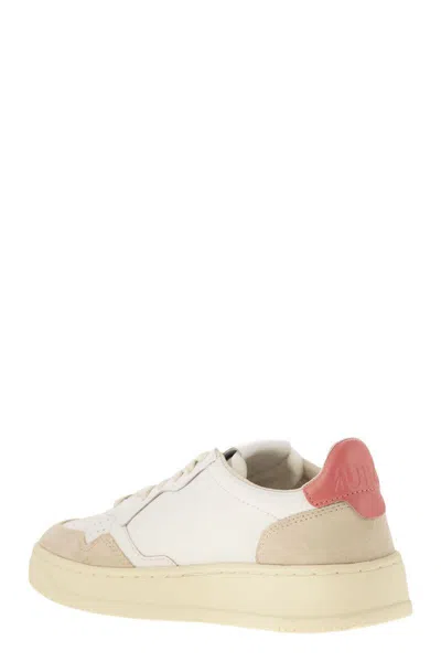 Autry Medalist Low Sneaker In White