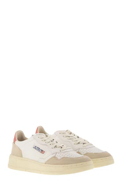 Autry Medalist Low Sneaker In White