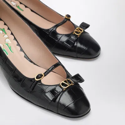 Valentino Garavani Bow Detail Black Crocodile-embossed Leather Heels In Black