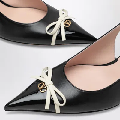 Valentino Garavani Leather Slingback With Patent Leather Toe In Black