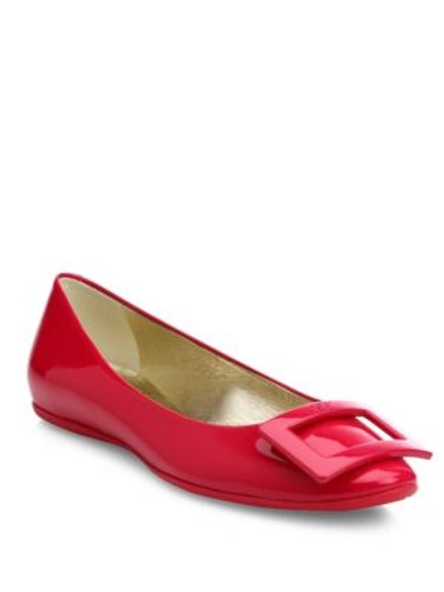 Shop Roger Vivier Gommette Patent Leather Flats In Old Pink