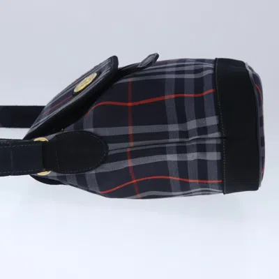 Pre-owned Burberry Nova Check Navy Canvas Shoulder Bag ()