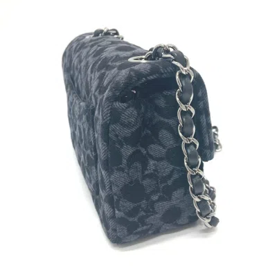 Pre-owned Chanel Black Denim Shoulder Bag ()