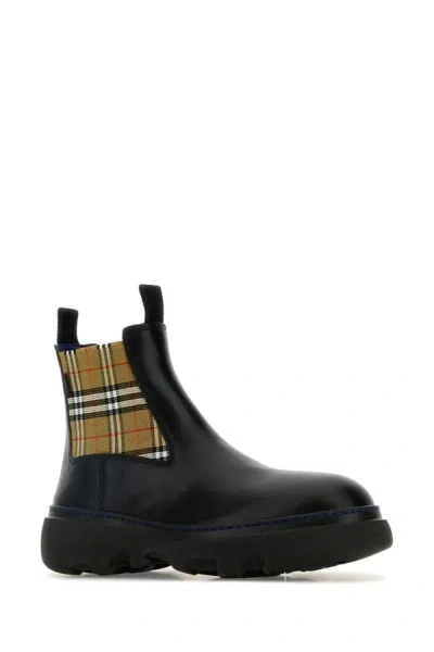 Burberry Chunky Sole Ankle Boots With Checkered Pattern In Black