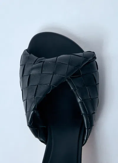 Bottega Veneta Interciato Woven Twist Mule Sandals In Black
