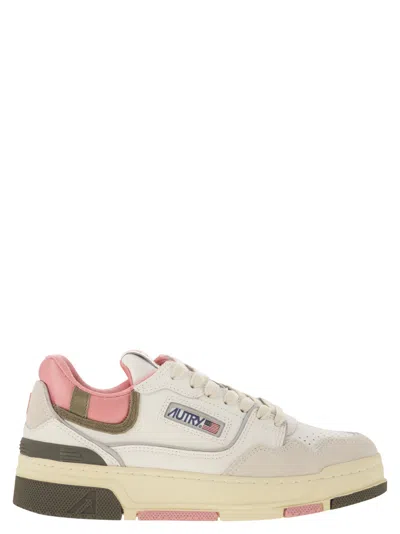 Autry Clc Low Sneakers In Leather And Suede Color White And Geranium In Neutral