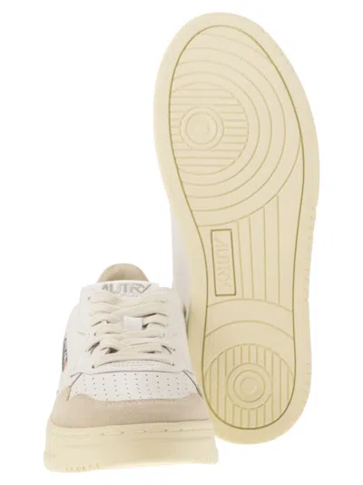 Autry Medalist Low Sneaker In White