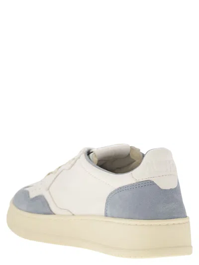 Autry Medalist Low White Leather And Suede Sneakers In Powder In Multi