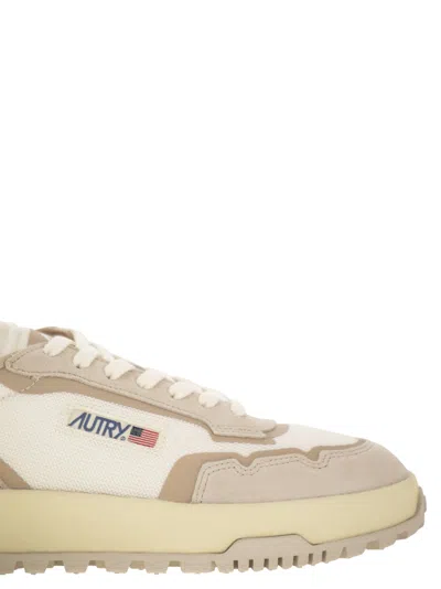 Autry Sneakers Wildpace Low In Mesh E Suede