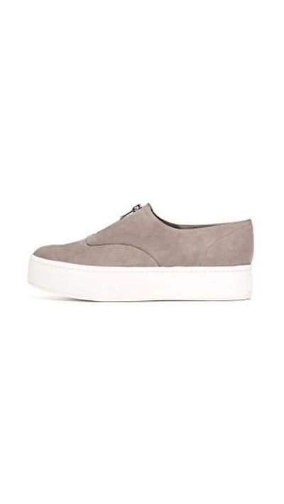 Shop Vince Warner Zip Up Sneakers In Limestone