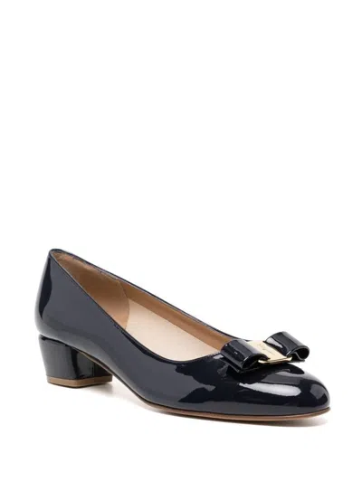 Ferragamo Vara Bow-embellished Patent-leather Pumps In Black